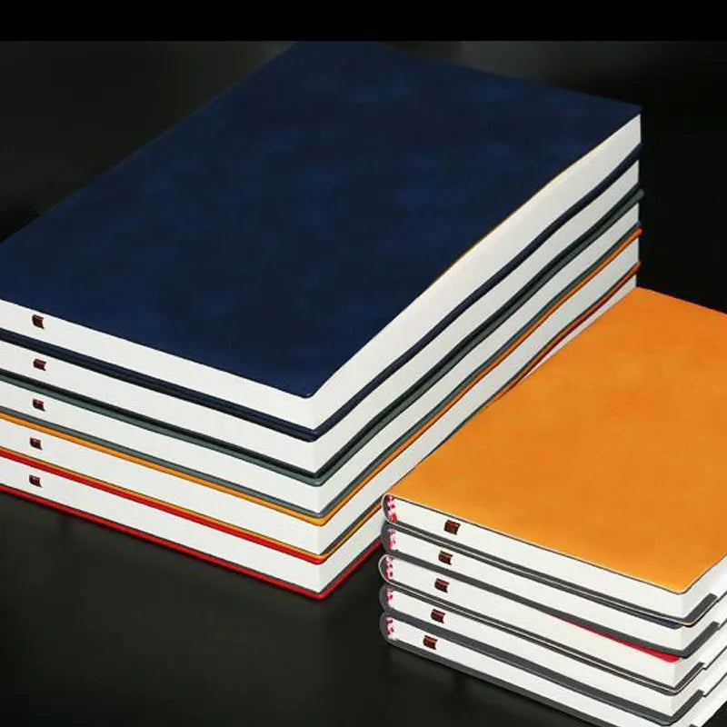 Minimalist leather notebook in A5 and A6 – lined journal for office use