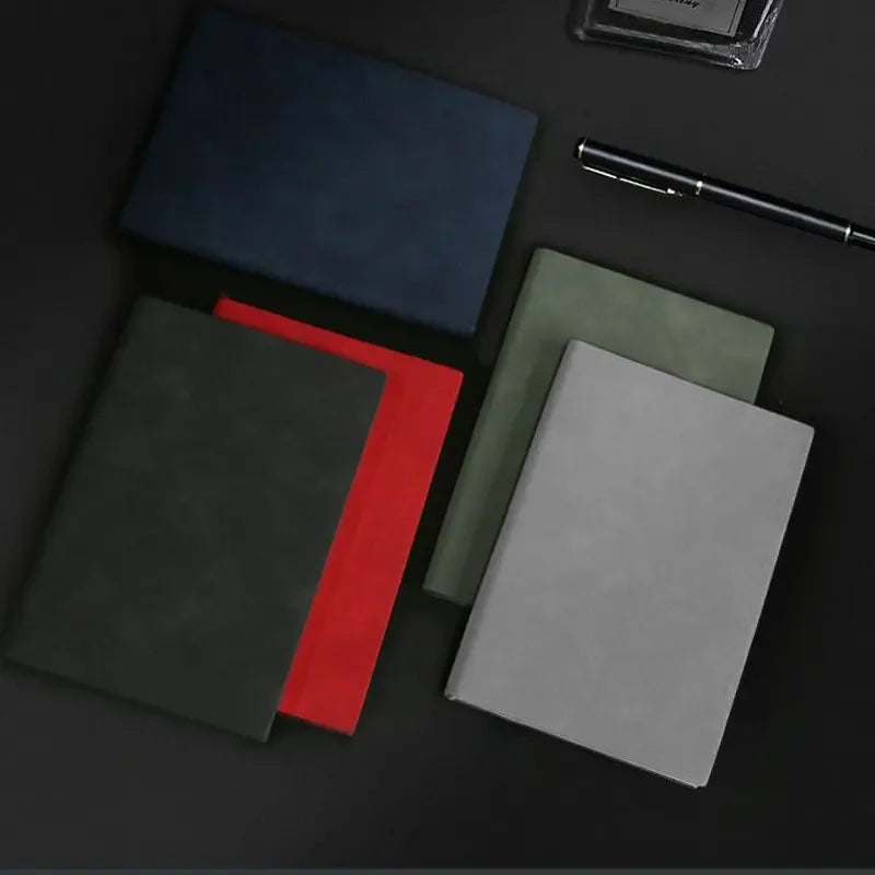 Minimalist leather notebook in A5 and A6 – lined journal for office use